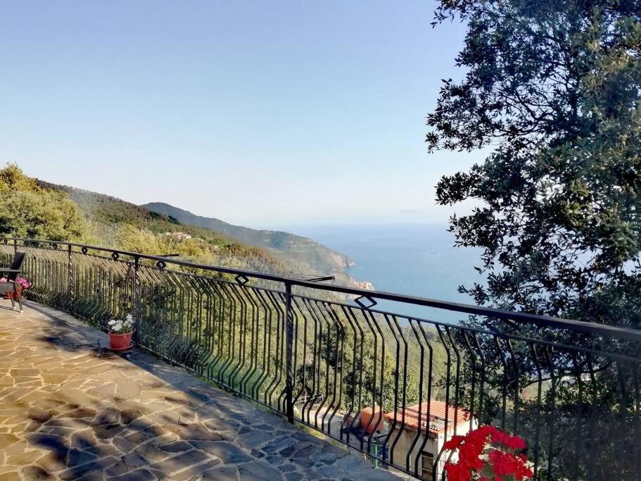 Nature&Sea Chalet Corniglia Exterior photo